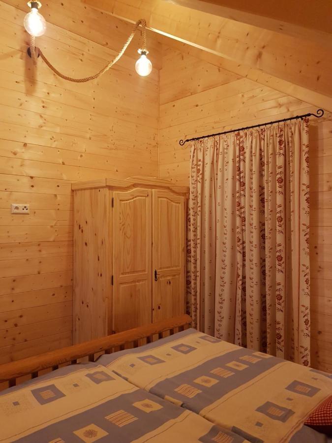 Ferienwohnung Auszeit Almhaus Schmalzbauer Sankt Andrä Exterior foto
